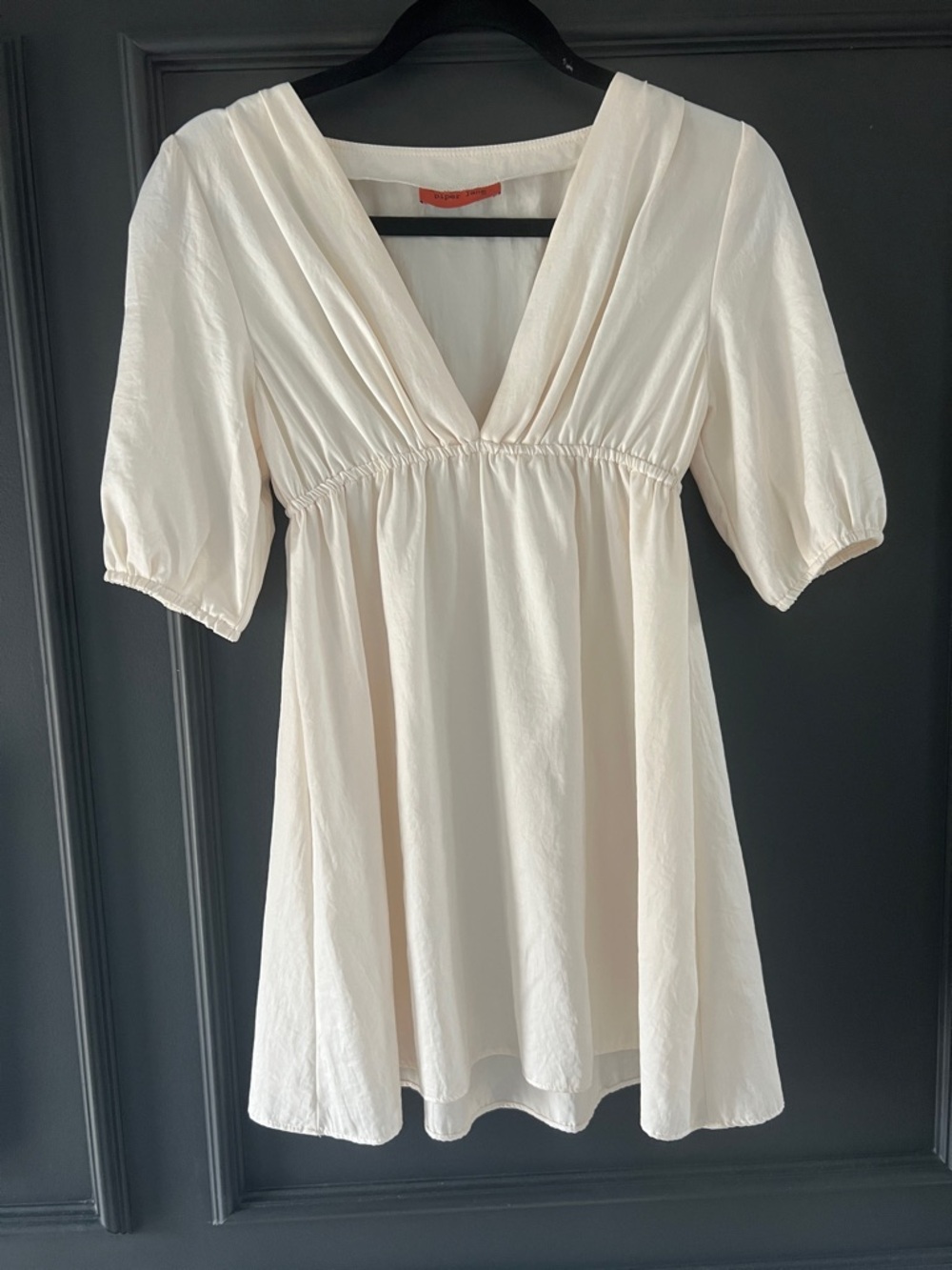 Cream V-Neck Empire-Waist Puff Sleeve Tunic Top